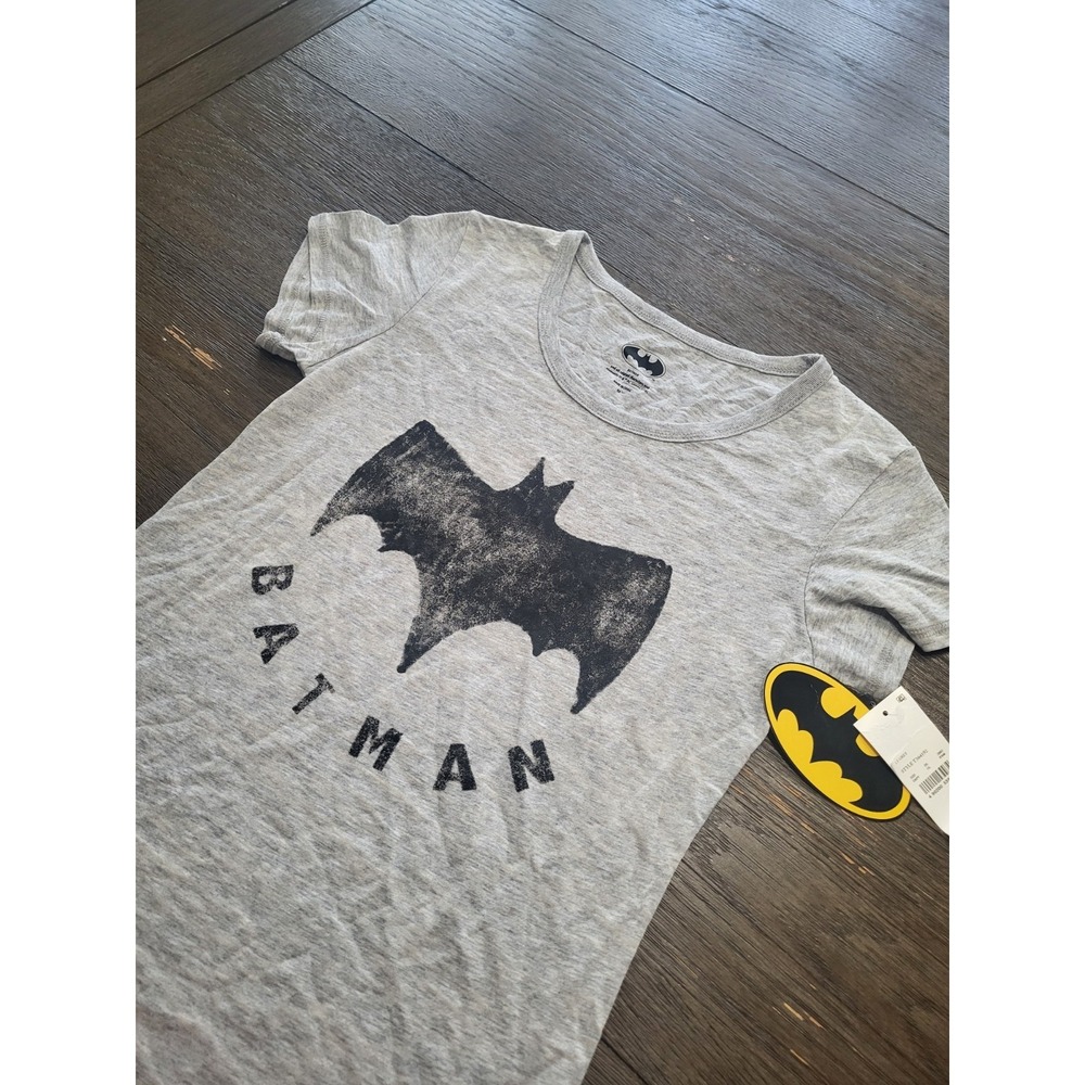 Batman Womens Medium T Shirt Licensed Logo Graphic Shirt Top Heather Gray